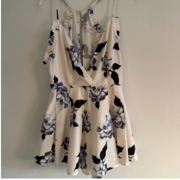 L' Atiste White Purple Floral Romper, M - Picture 5 of 7